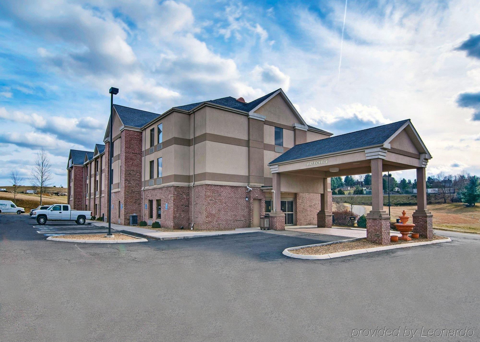 Hotel Comfort & I-81 Christiansburg